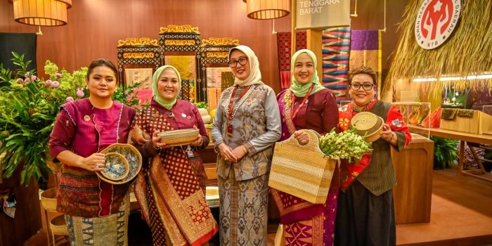Uma Lengge Jadi Identitas Paviliun NTB di KRIYANUSA 2026